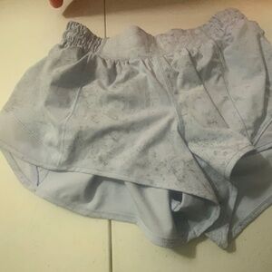 Lululemon Track That Shorts 5” Lined Speckled Light Blue - Size 6